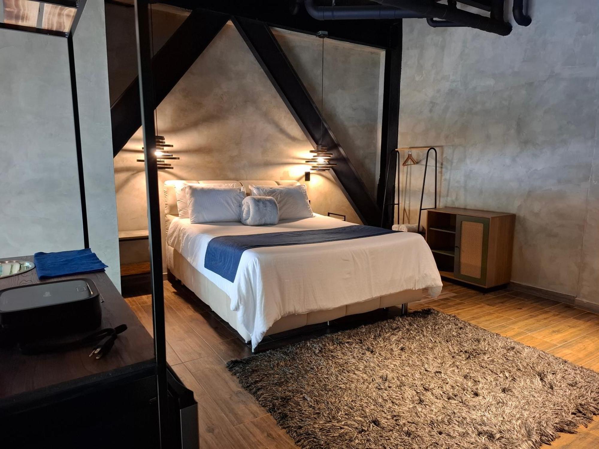 Loft Lleras *